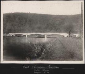 Pont d'Annevoie-Rouillon.